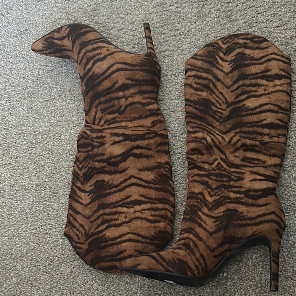 Brown Tiger Print Women's Boots